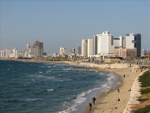 Leaving the land of Eretz&nbsp;Yisrael