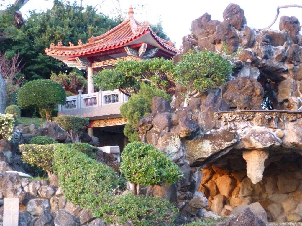 Of haunted hotels and serious sightseeing…