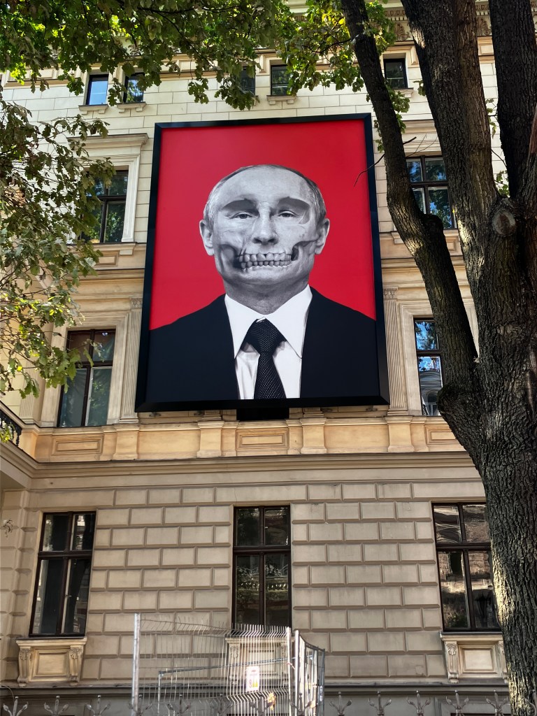 Putin graffiti